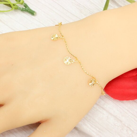 "Trendy Handmade Bracelet – A Thoughtful Gift for Girls & Women | UNVRC1095 - Picture 3 of 10